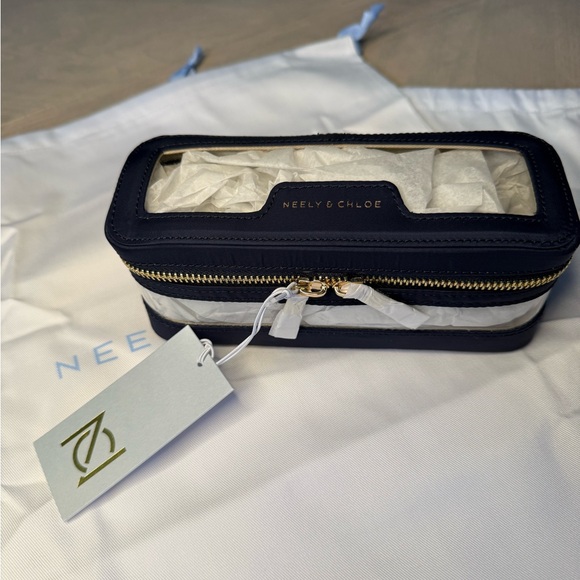 Neely & Chloe Navy stackable Cosmetic Case - Picture 7 of 10